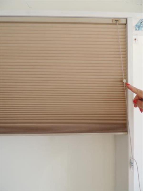 Standard honeycomb blind  child safe cord equaliser