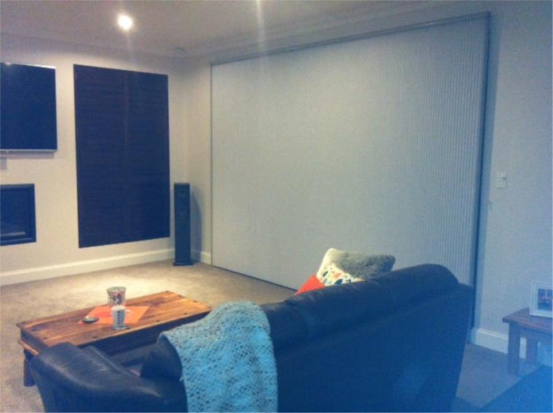 Adelaide Vertical honeycombs