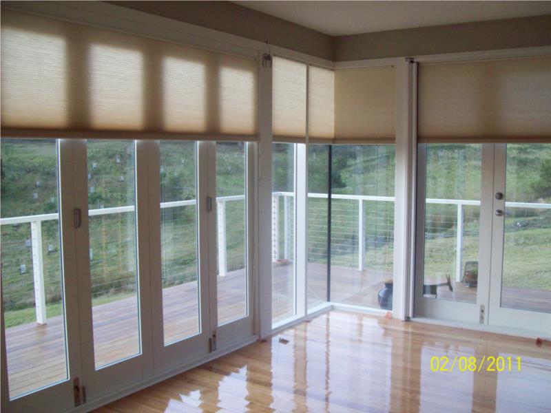 View light filter honeycombs in double glazed windows- family room