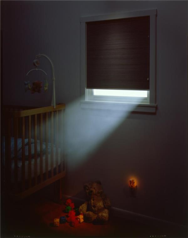 Standard cordlock blockout honeycomb blind in nursery