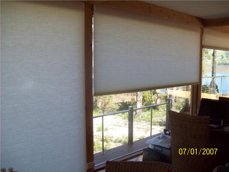 Large 10mm single cell honeycomb light filtering chain drive