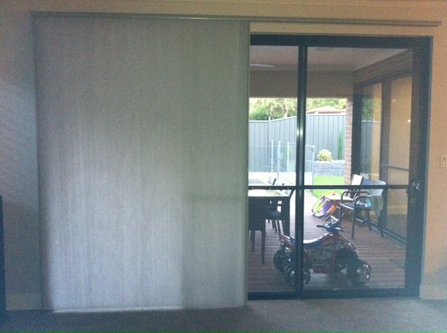 Portrait vertical honeycomb open