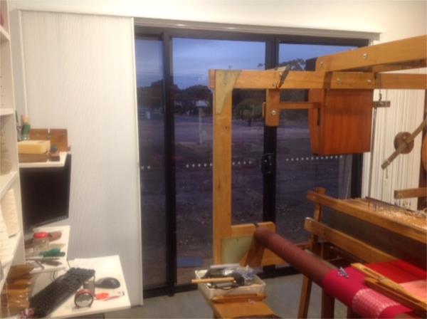 Vertical honeycomb open