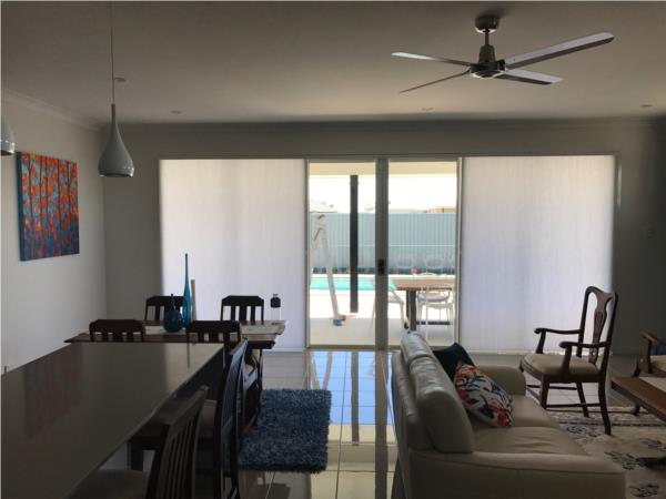 Vertical honeycombs covering 5400mm