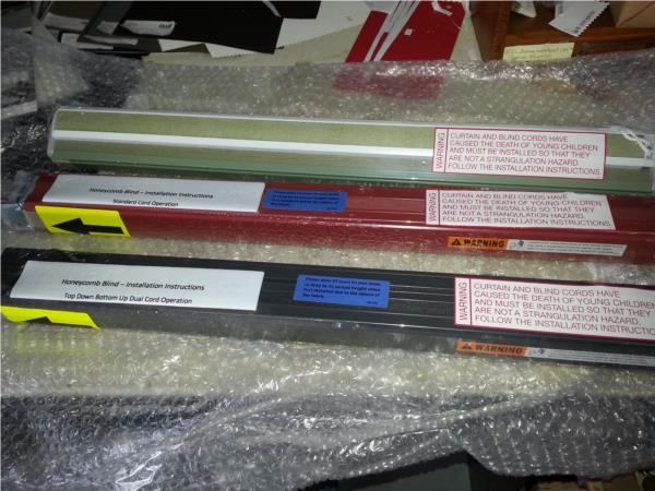 View honeycomb blind packaging