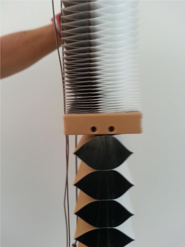 View honeycomb side on showing 2 cell sizes